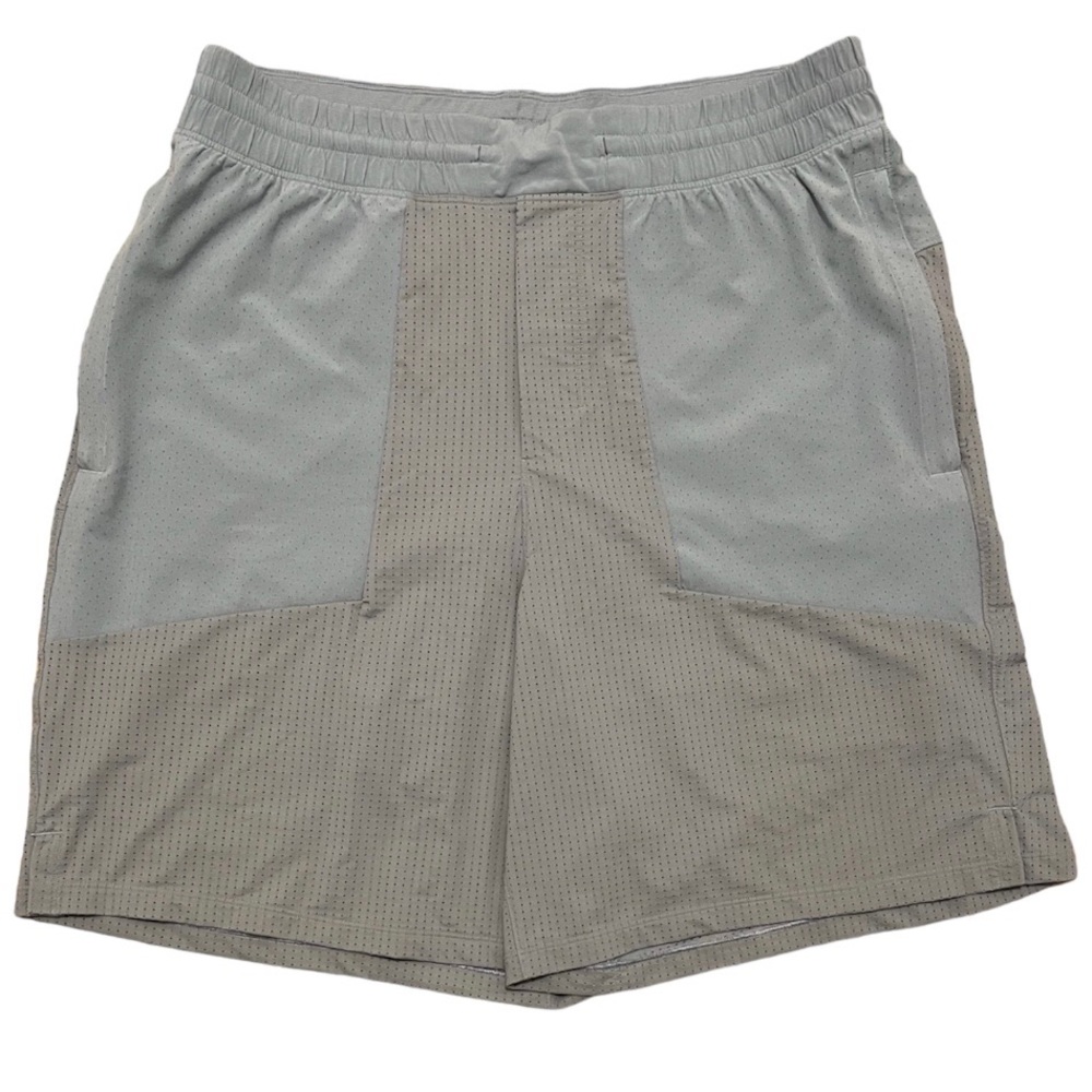 LULULEMON MEN’S STEP BACK JUMP SHORT LM7AEFS SIZE LARGE LINED